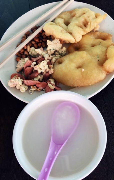 Huaqiao Home 侨之家免费供早餐free Breakfast Served سيمبورنا المظهر الخارجي الصورة